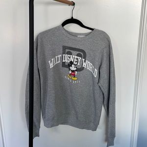Walt Disney World since 1971 vintage grey sweatshirt adult small Mickey logo